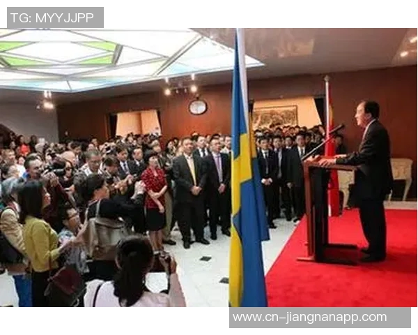 拉波尔塔与纳赛尔关系改善共同出席欧洲俱乐部协会大会引发关注